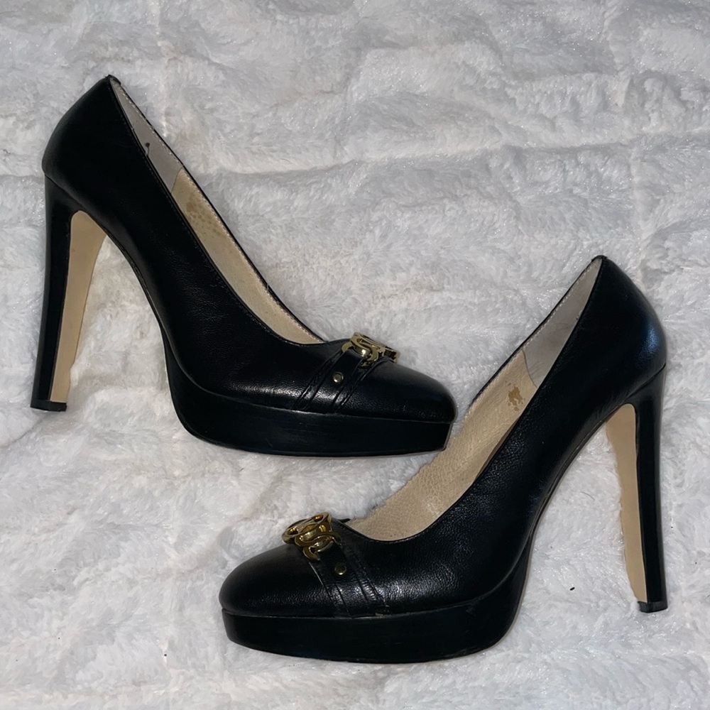 MICHAEL KORS LEATHER PLATFORM PUMP HEELS